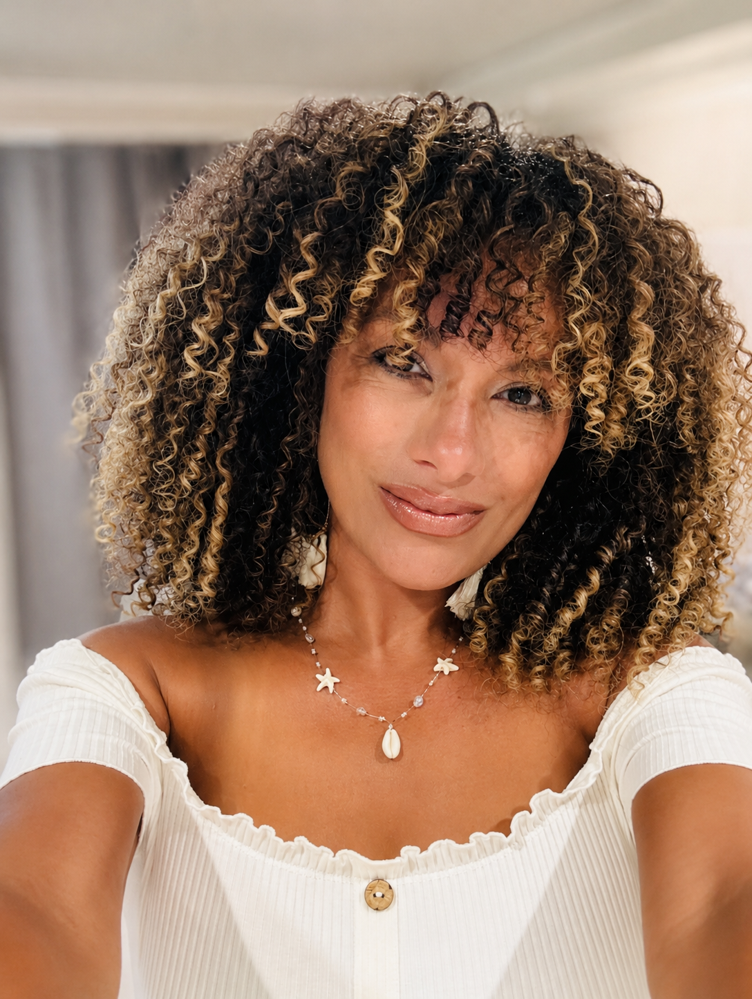 Shadaris with healthy defined curls